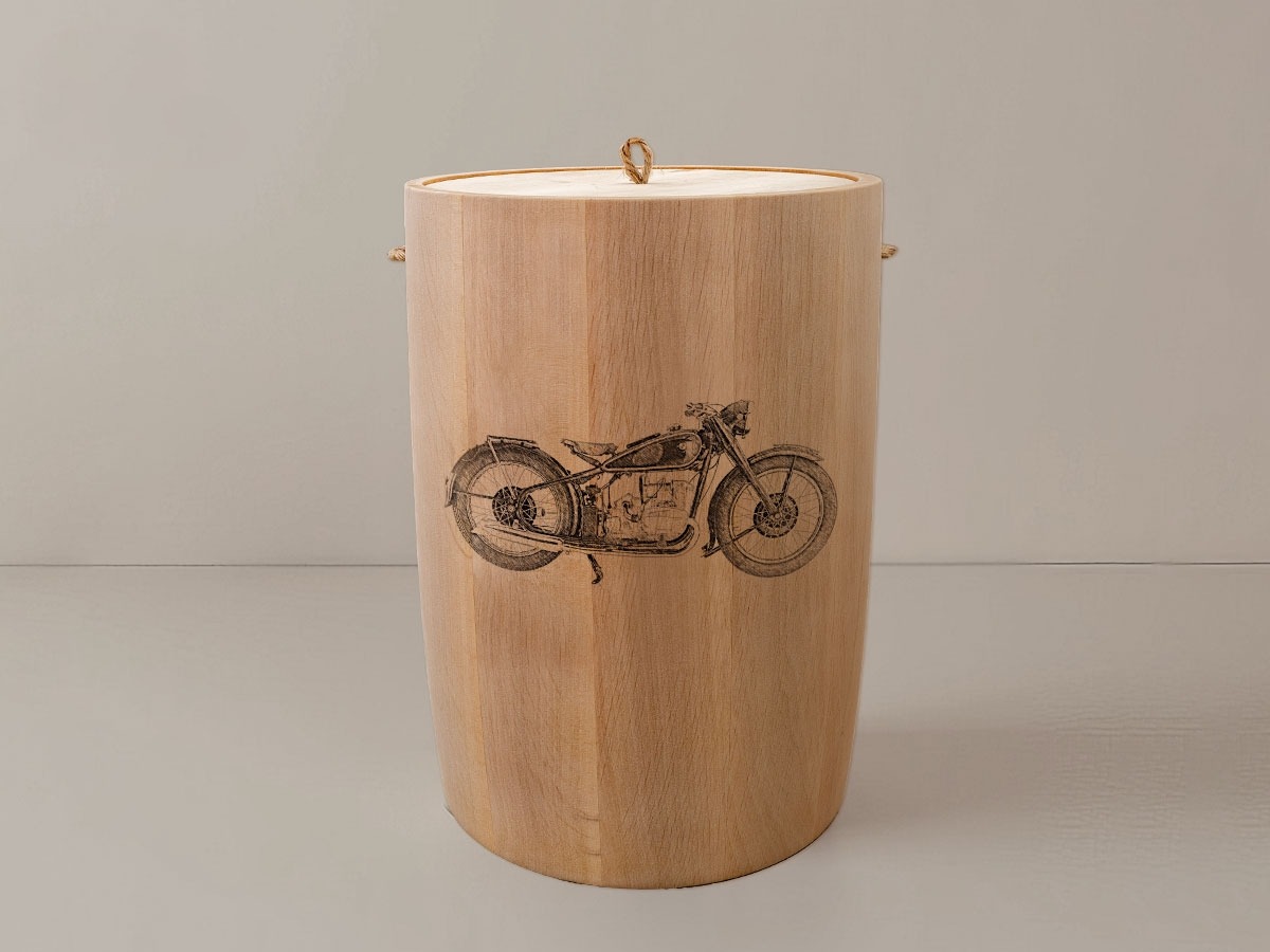 Motorrad Oldtimer – Urne aus Erle