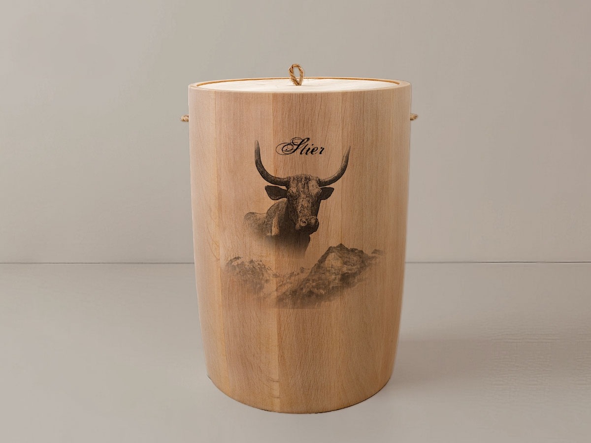 Sternzeichen Stier – Urne aus Erle