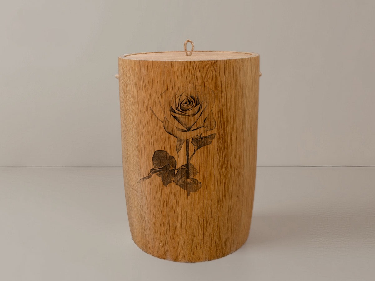Rose 1 – Urne aus Eiche