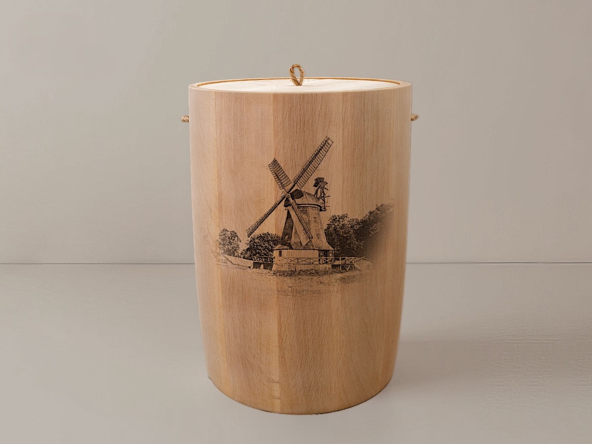 Worpswede Mühle – Urne aus Erle