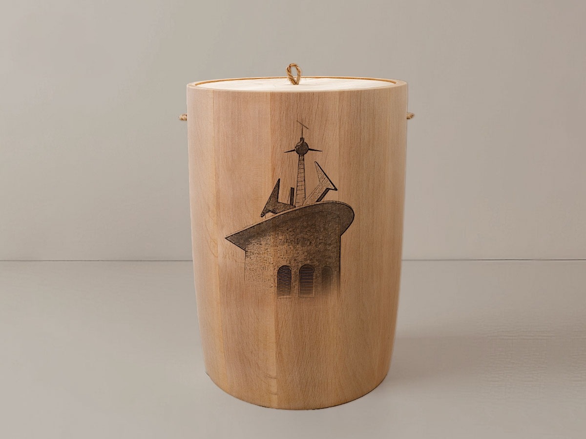 Brake St. Marien Kirche – Urne aus Erle