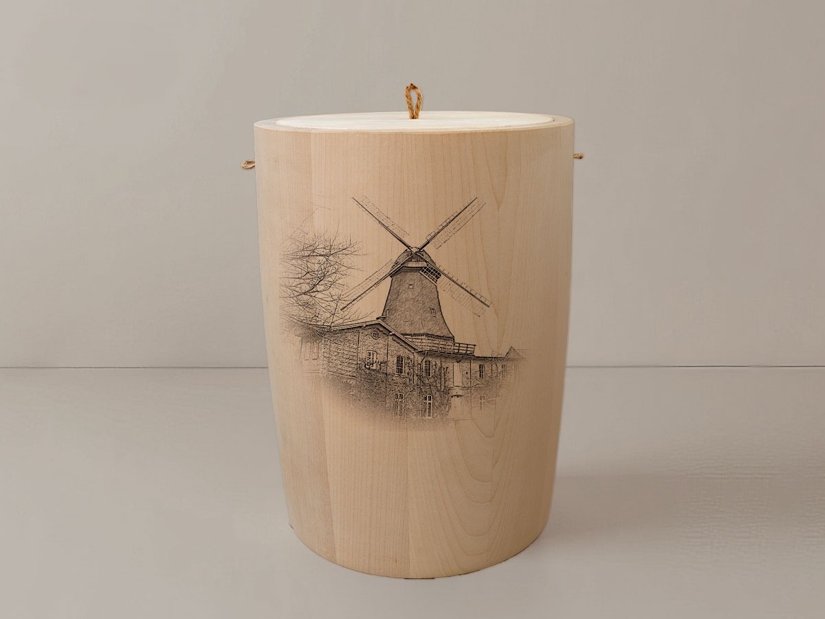 Osterholz-Scharmbeck Mühle – Urne aus Ahorn