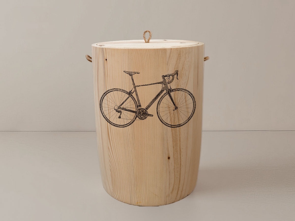 Rennrad – Urne aus Fichte