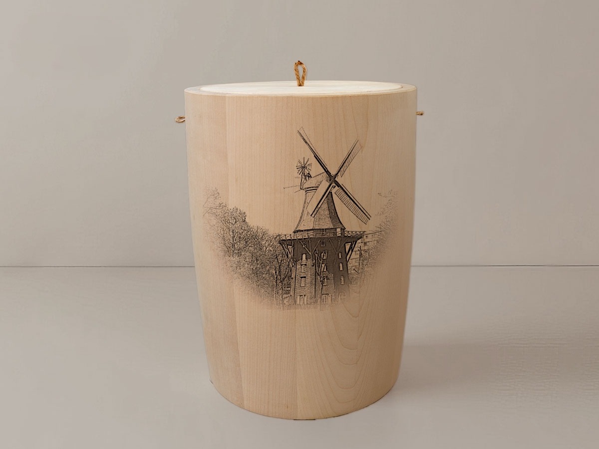 Bremen Mühle am Wall – Urne aus Ahorn
