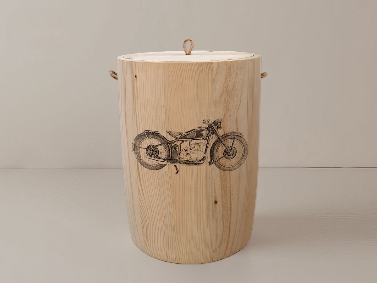 Motorrad Oldtimer – Urne aus Fichte