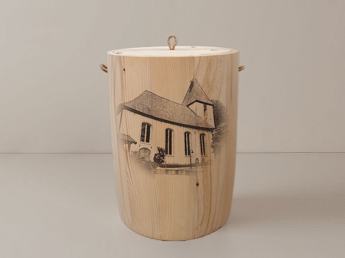 Hambergen Kirche – Urne aus Fichte