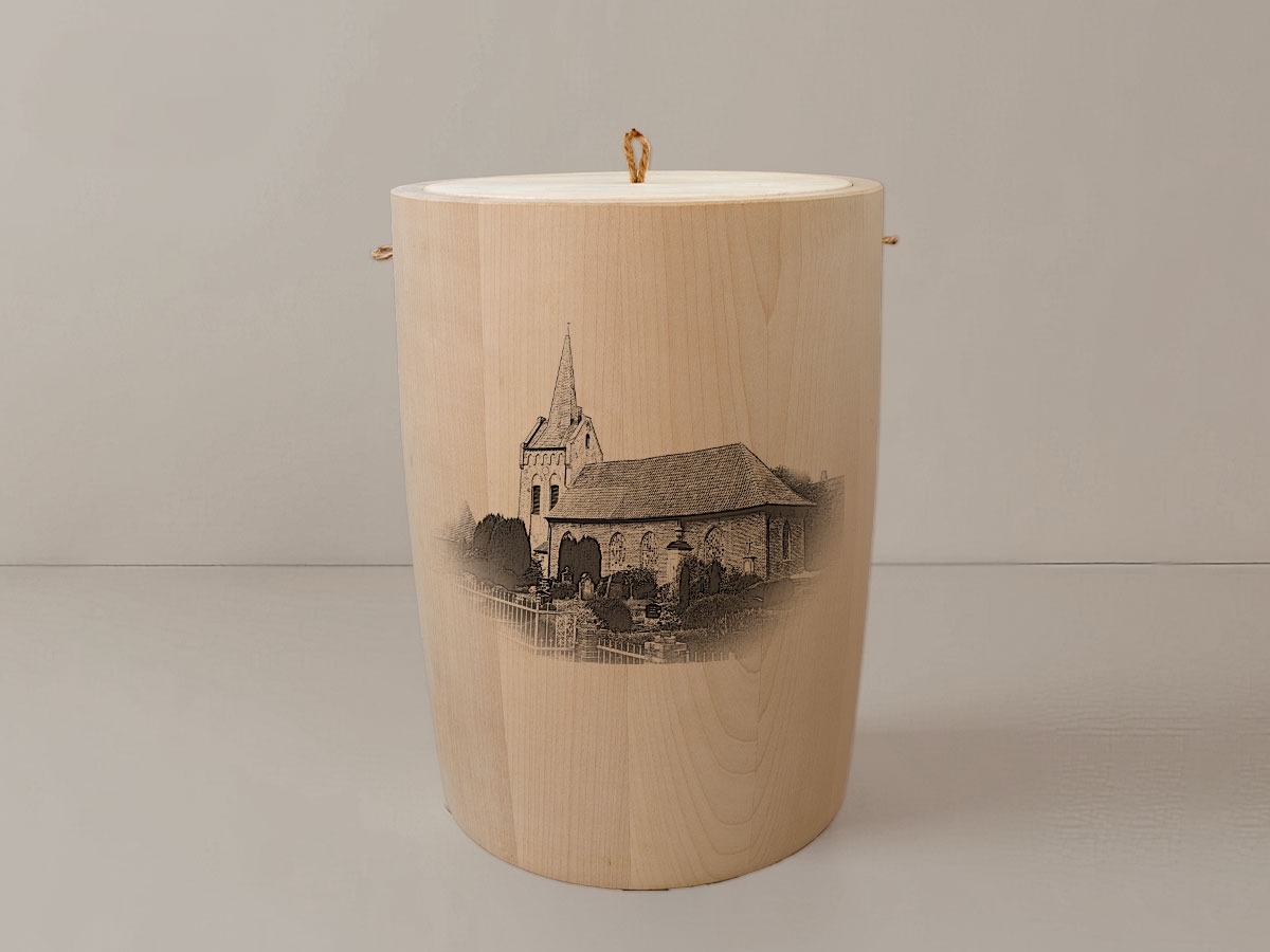 Wersabe Kirche – Urne aus Ahorn